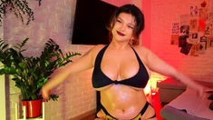 Big Boobs MILF Do A Tit Fuck