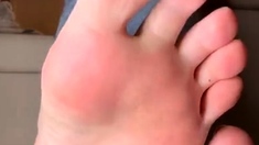 Close up amateur masturbating solo