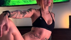 Close up MiLF getting it in the ass