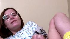 Amateur brunette ariana marie solo toying