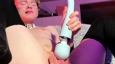 Blonde teen climaxes fingering and using toy in hd