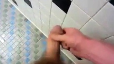 Str8 cruising in public shower